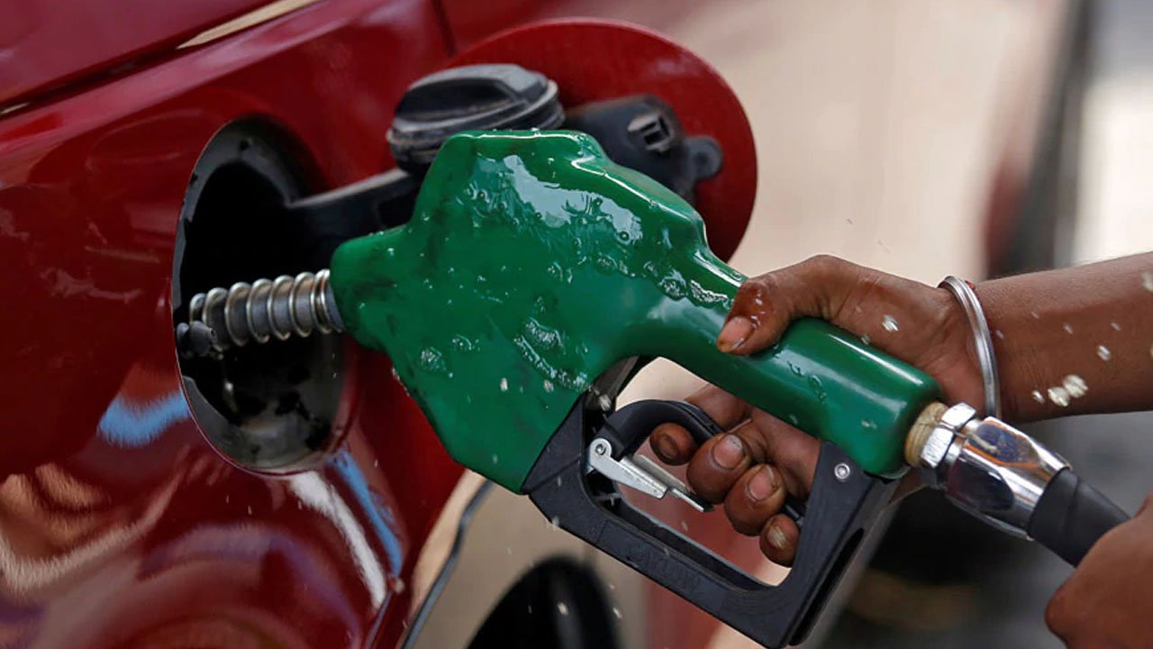 Again, Nigerian Filling Stations Reduce Fuel Pump Price